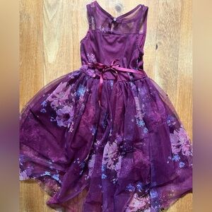 Child’s zenzi size S high low burgundy dress with floral print and satin ribbon